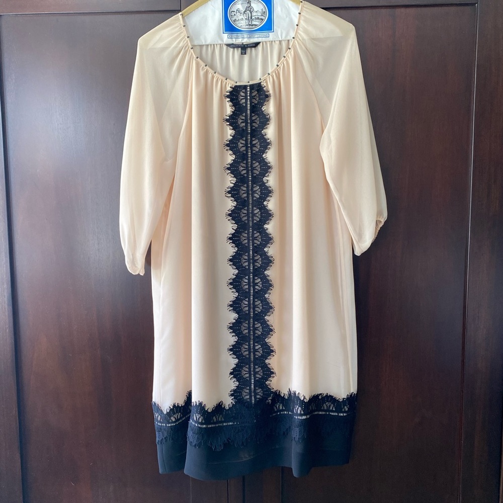 Anthropologie, Felicity and Coco, Cream Shift Dress, Size XS